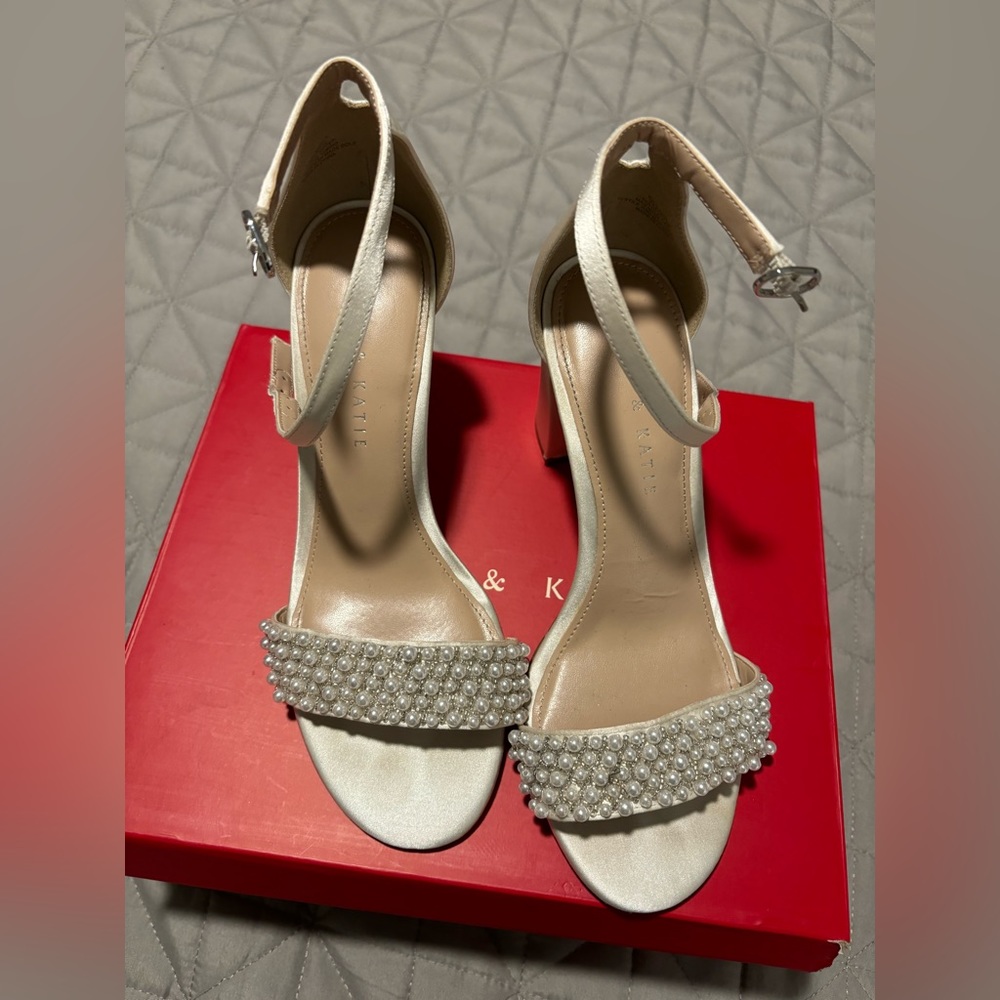 Kelly & Katie Hildie 3” heels